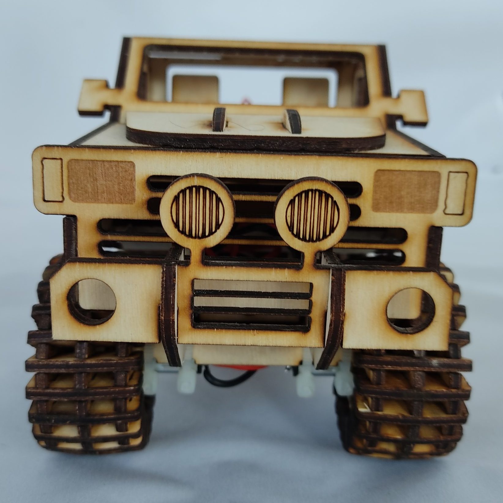 RC Wood Truck, Car (DIY): Arduino + ESP32 + MIT App Inventor